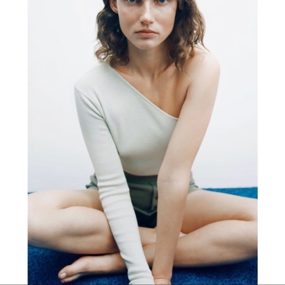 Zara Light Green Asymmetric Knit Bodysuit - Picture 3 of 5